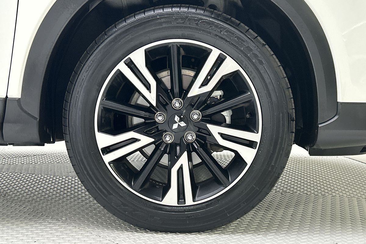 2024 Mitsubishi Eclipse Cross LS YB