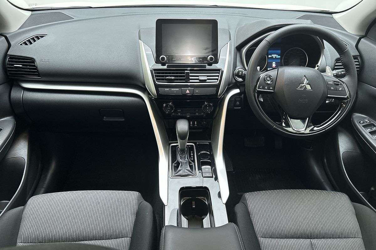 2024 Mitsubishi Eclipse Cross LS YB