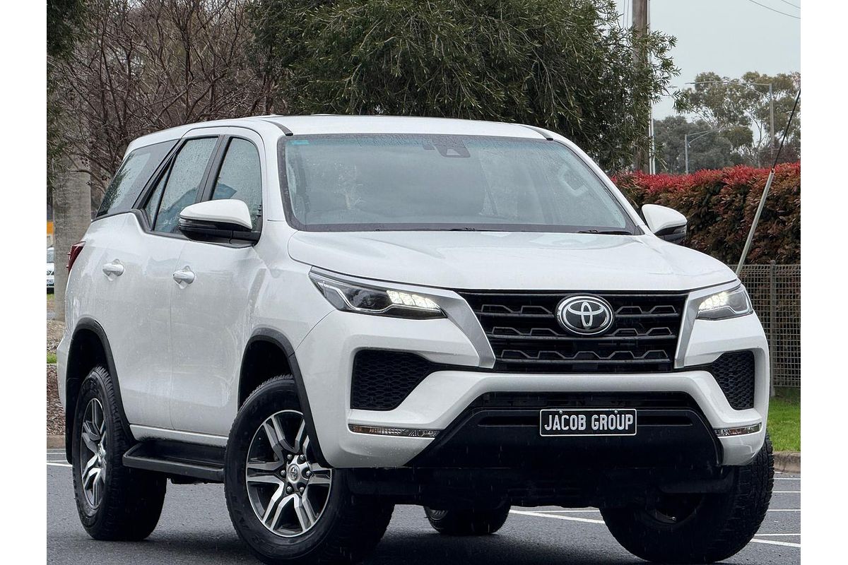 2023 Toyota Fortuner GX GUN156R