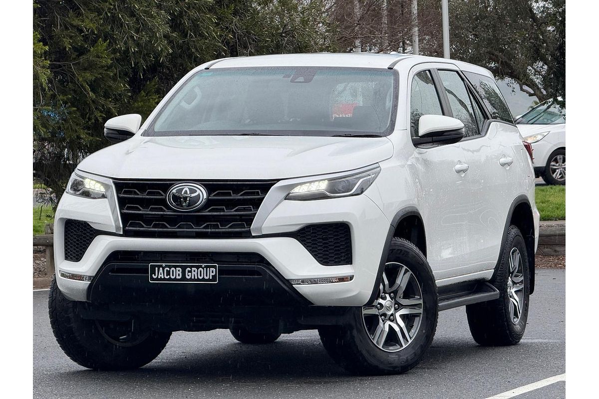 2023 Toyota Fortuner GX GUN156R