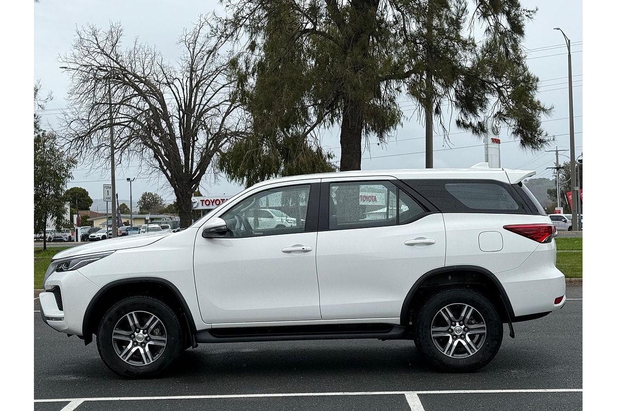 2023 Toyota Fortuner GX GUN156R