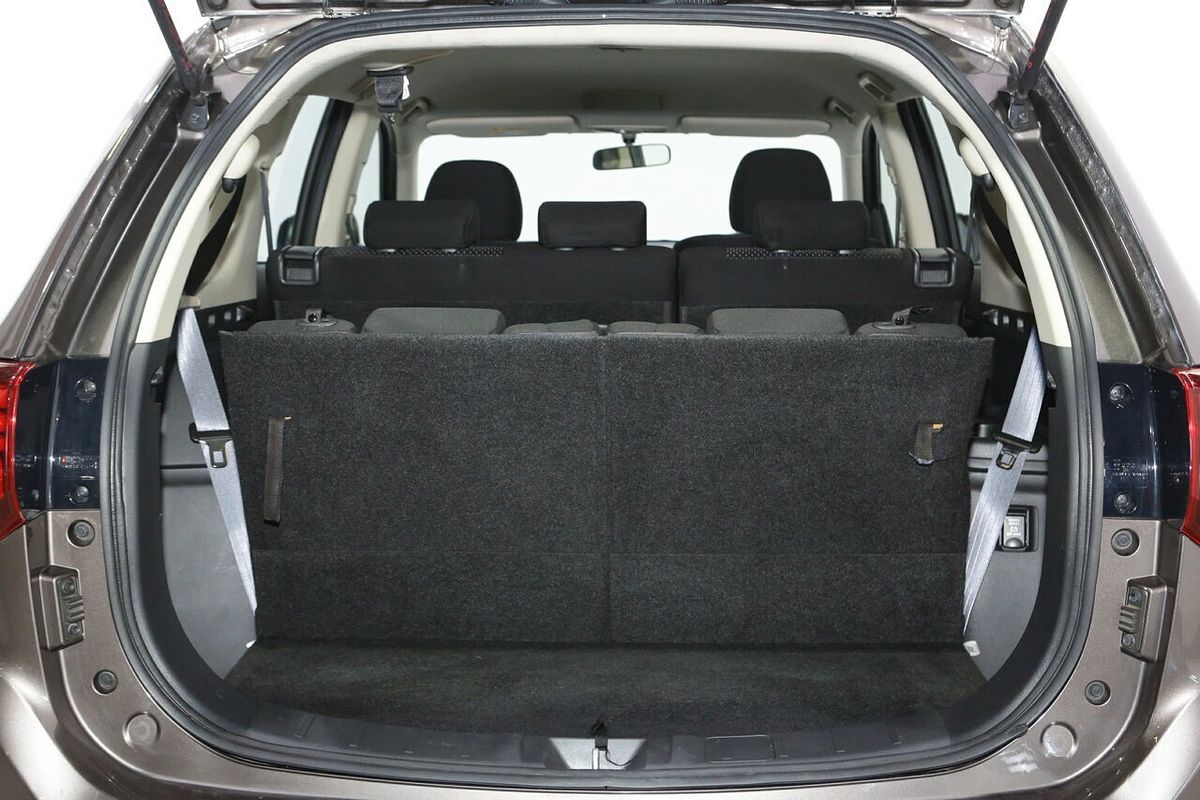 2018 Mitsubishi Outlander ES ZL