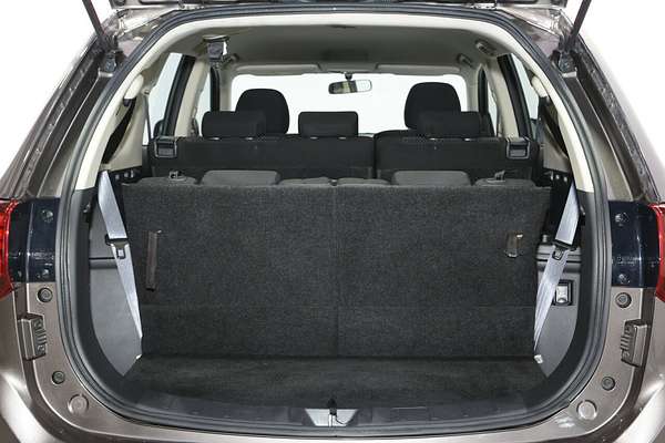 2018 Mitsubishi Outlander ES ZL