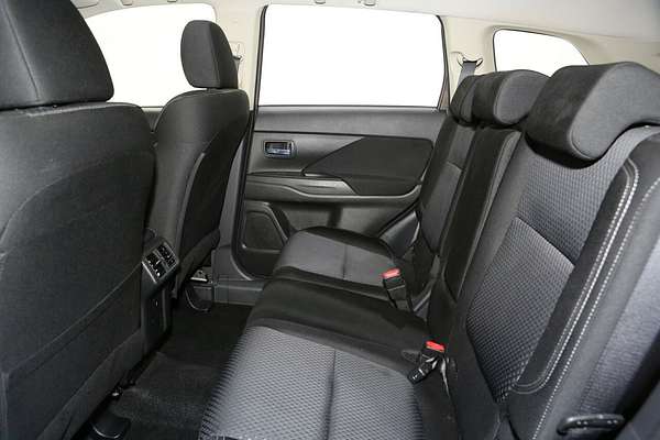 2018 Mitsubishi Outlander ES ZL