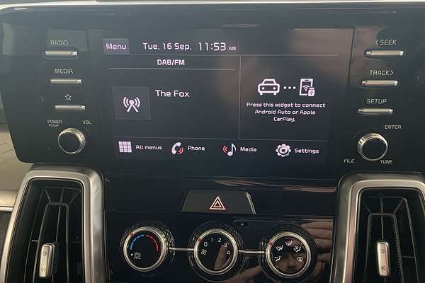 2022 Kia Sorento S MQ4