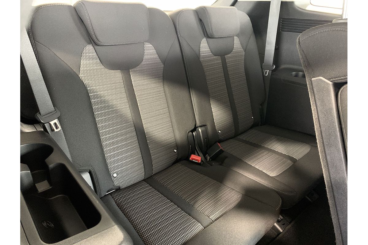 2022 Kia Sorento S MQ4