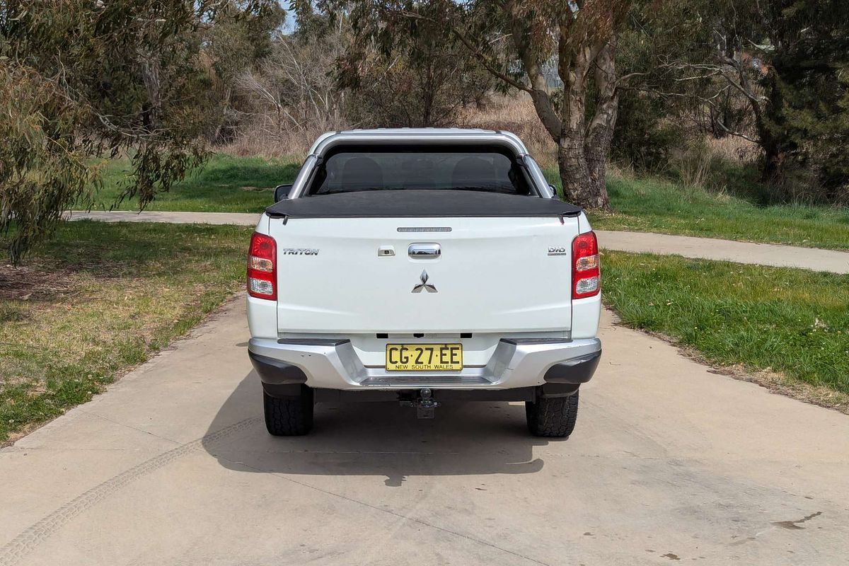 2015 Mitsubishi Triton GLS MQ 4X4