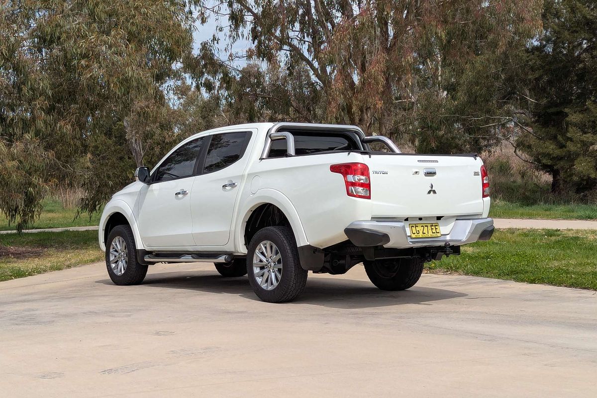 2015 Mitsubishi Triton GLS MQ 4X4