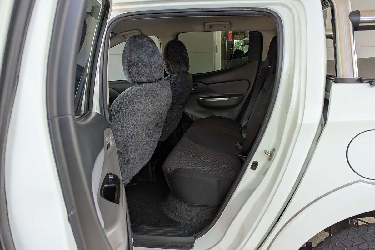 2015 Mitsubishi Triton GLS MQ 4X4