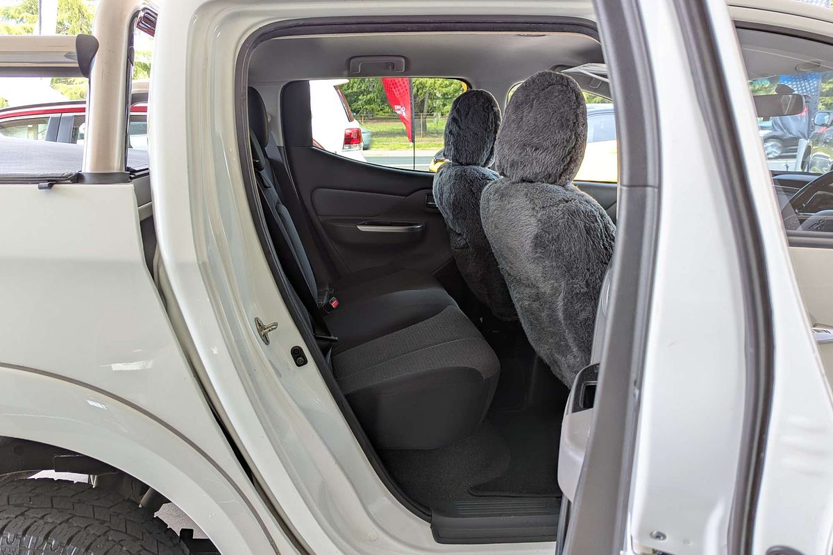 2015 Mitsubishi Triton GLS MQ 4X4