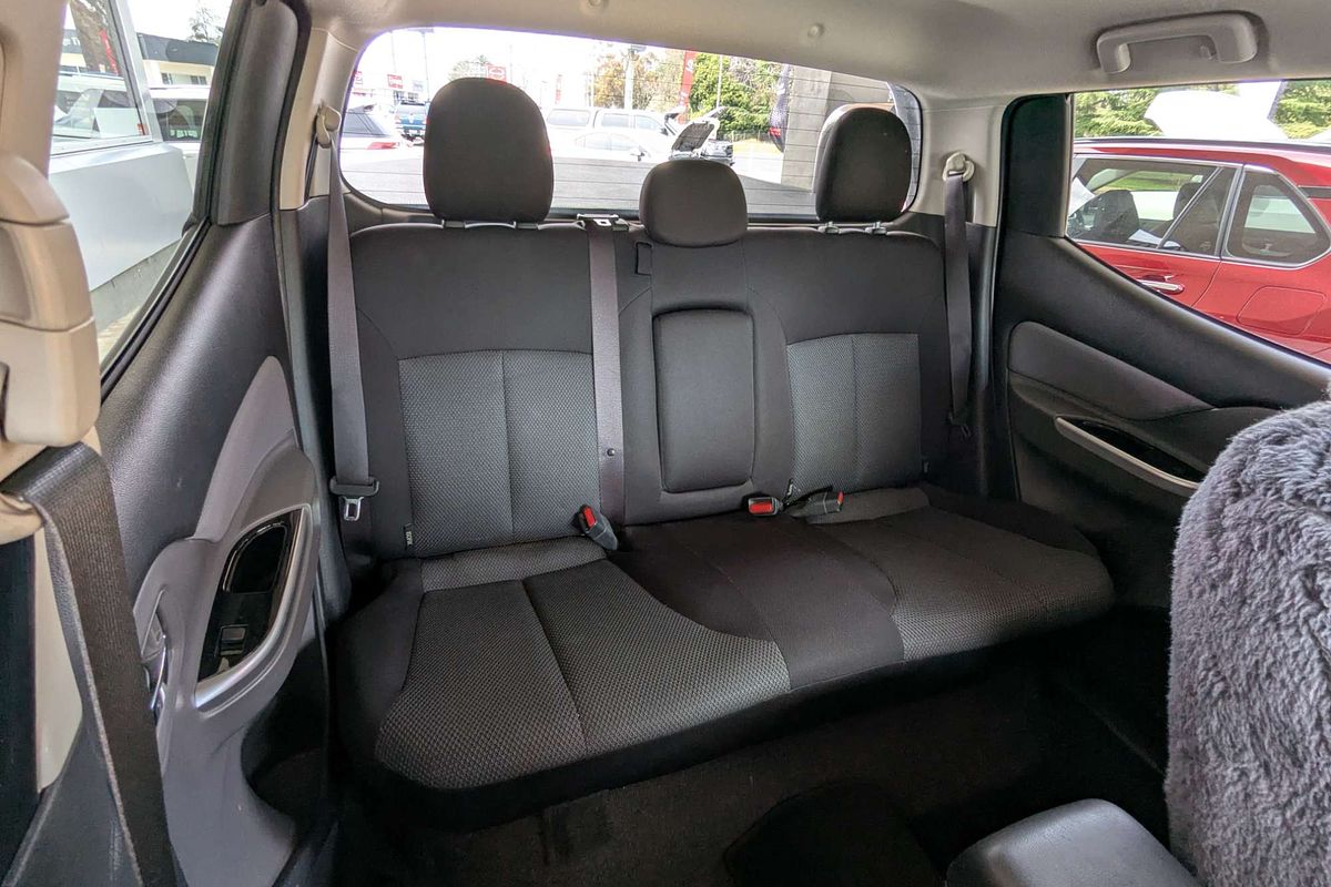 2015 Mitsubishi Triton GLS MQ 4X4