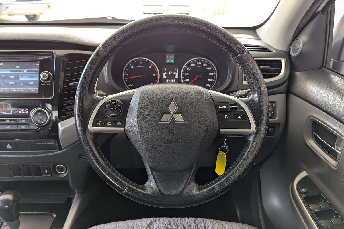 2015 Mitsubishi Triton GLS MQ 4X4