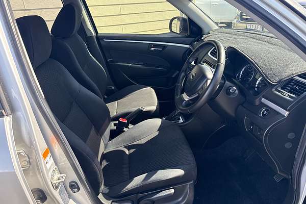 2015 Suzuki Swift GLX Navigator FZ
