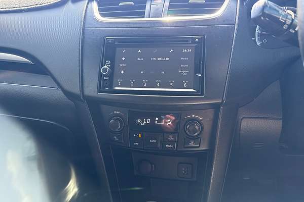 2015 Suzuki Swift GLX Navigator FZ