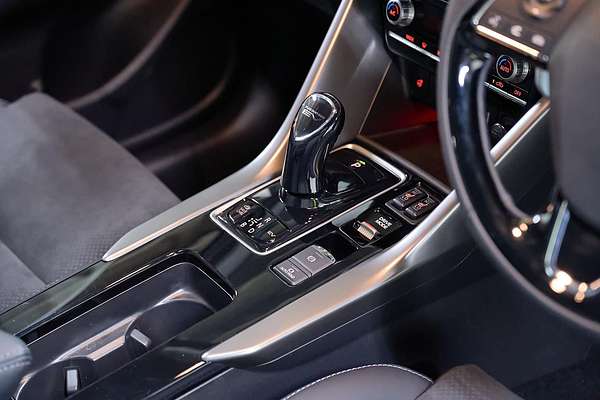 2024 Mitsubishi Eclipse Cross PHEV GSR YB