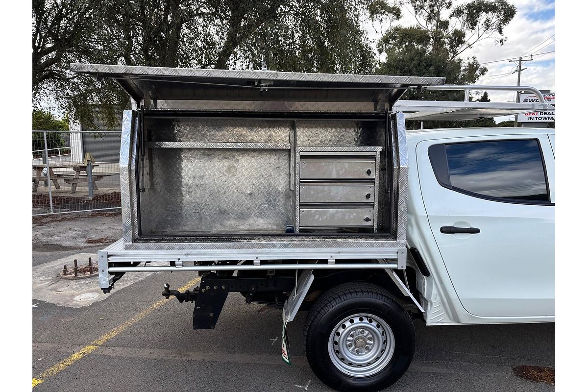 2021 Mitsubishi Triton GLX MR 4X4