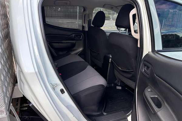 2021 Mitsubishi Triton GLX MR 4X4