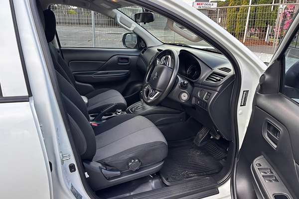 2021 Mitsubishi Triton GLX MR 4X4