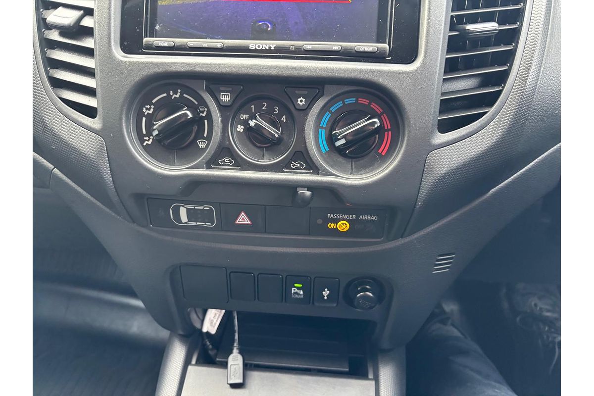 2021 Mitsubishi Triton GLX MR 4X4
