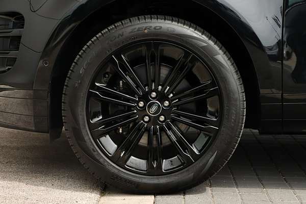 2025 Land Rover Range Rover Evoque P250 Dynamic SE L551