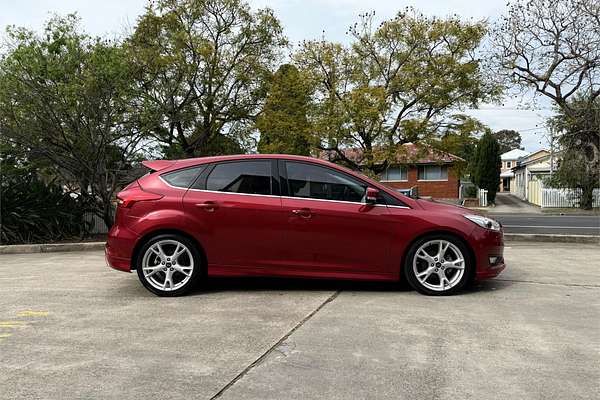 2017 Ford Focus Titanium LZ