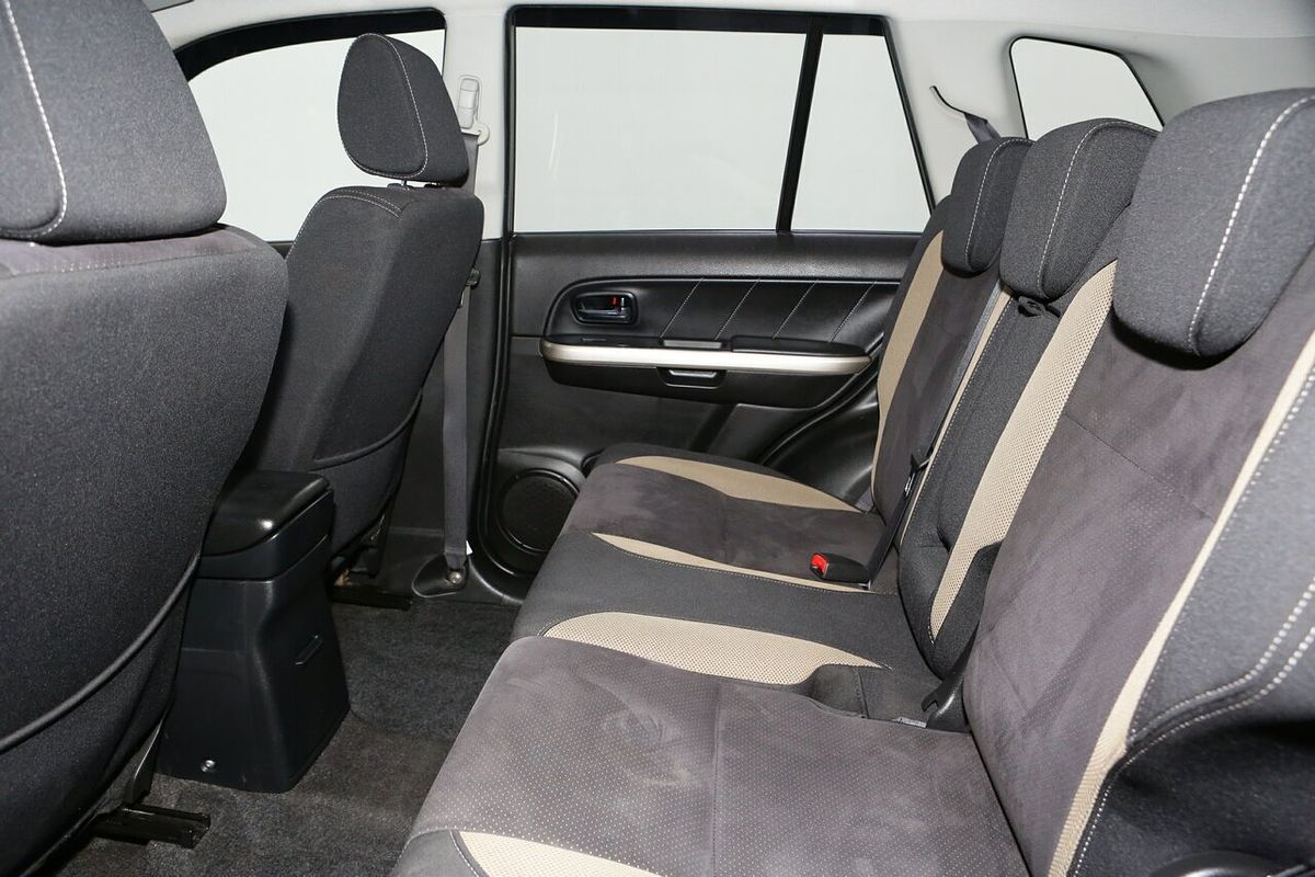 2015 Suzuki Grand Vitara Navigator JB