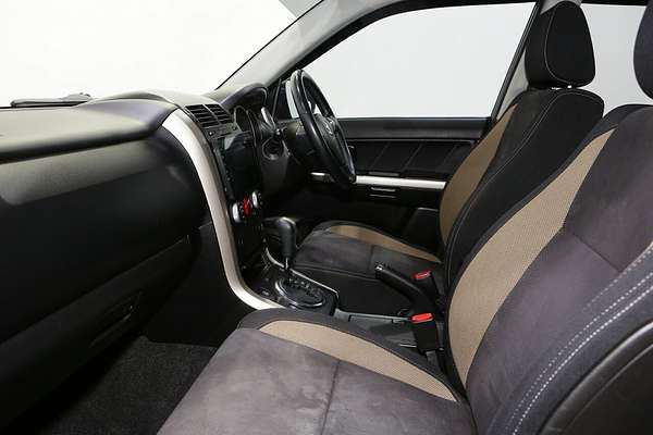 2015 Suzuki Grand Vitara Navigator JB