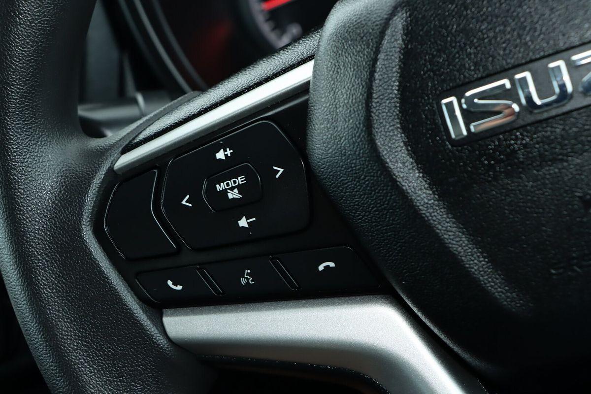 2022 Isuzu D-MAX SX High Ride Rear Wheel Drive