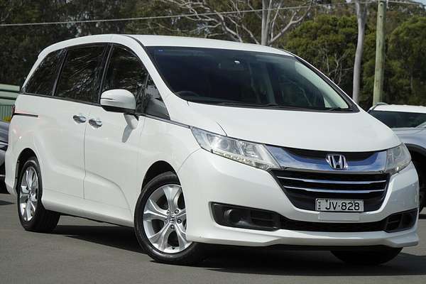 2014 Honda Odyssey VTi 5th Gen