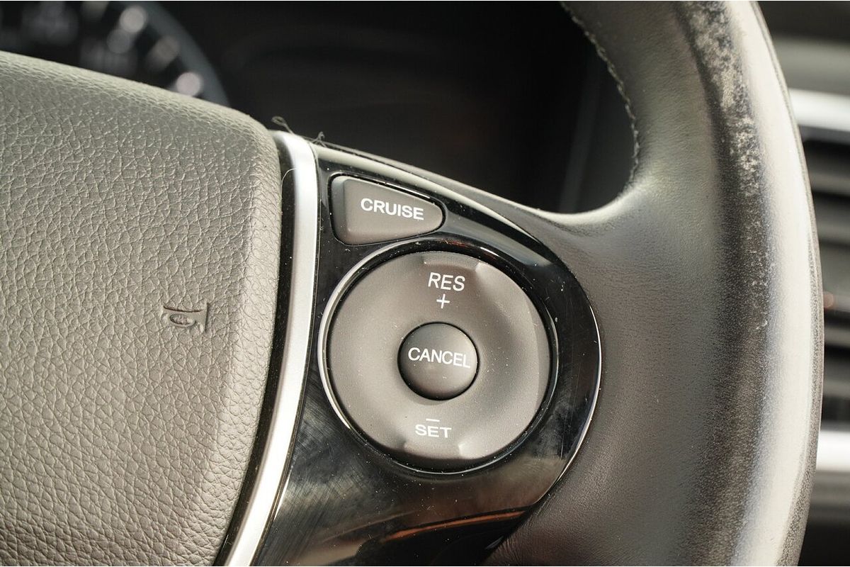 2014 Honda Odyssey VTi 5th Gen