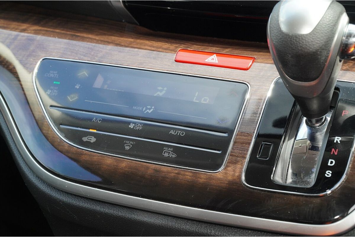 2014 Honda Odyssey VTi 5th Gen