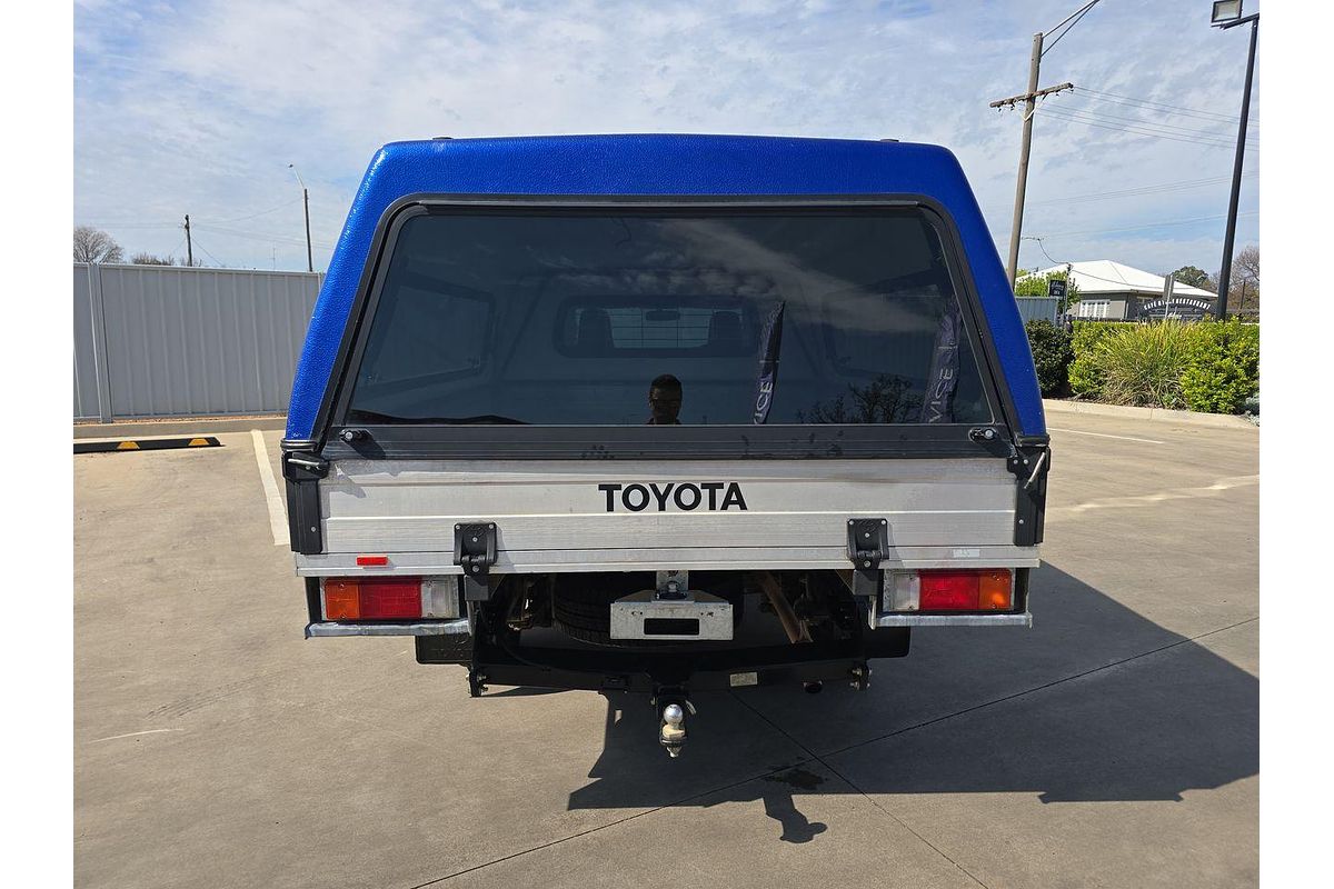2017 Toyota Hilux Workmate TGN121R Rear Wheel Drive