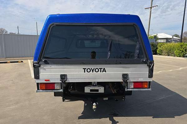 2017 Toyota Hilux Workmate TGN121R Rear Wheel Drive
