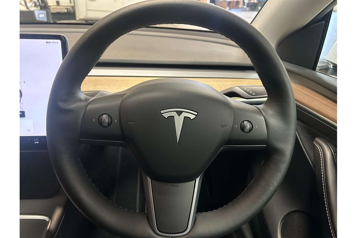 2023 Tesla Model Y Rear-Wheel Drive