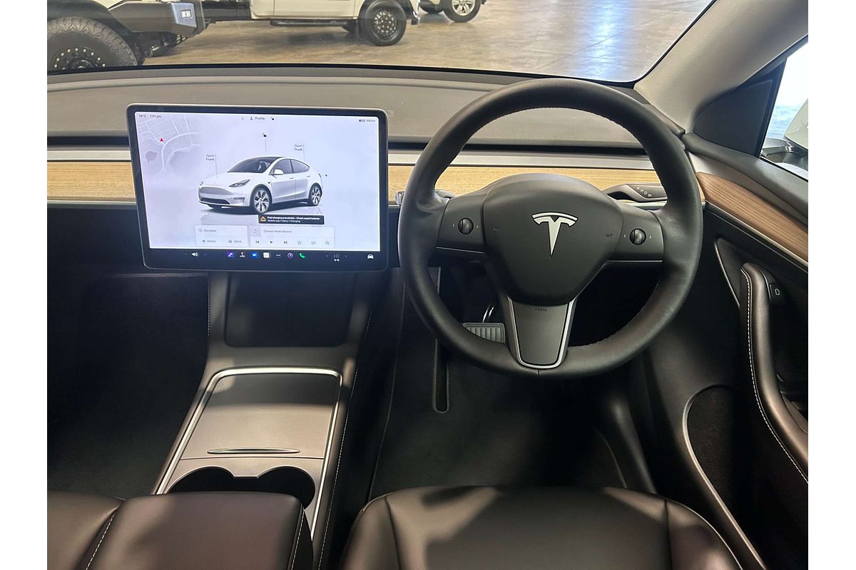 2023 Tesla Model Y Rear-Wheel Drive