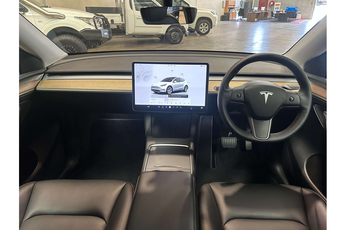 2023 Tesla Model Y Rear-Wheel Drive