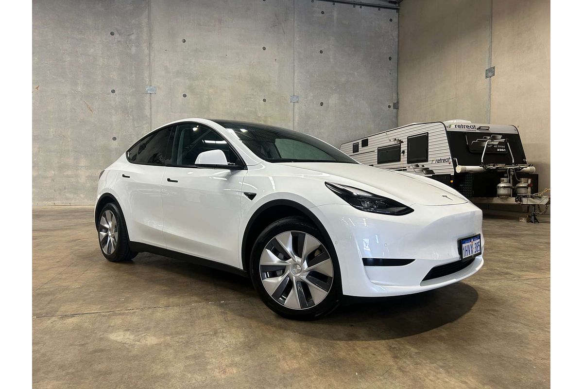 2023 Tesla Model Y Rear-Wheel Drive