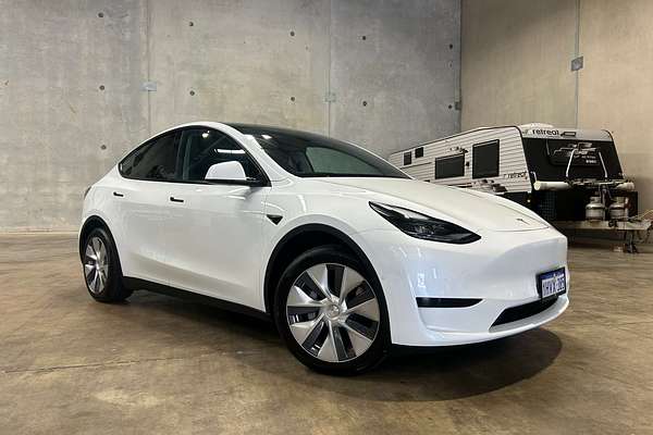 2023 Tesla Model Y Rear-Wheel Drive