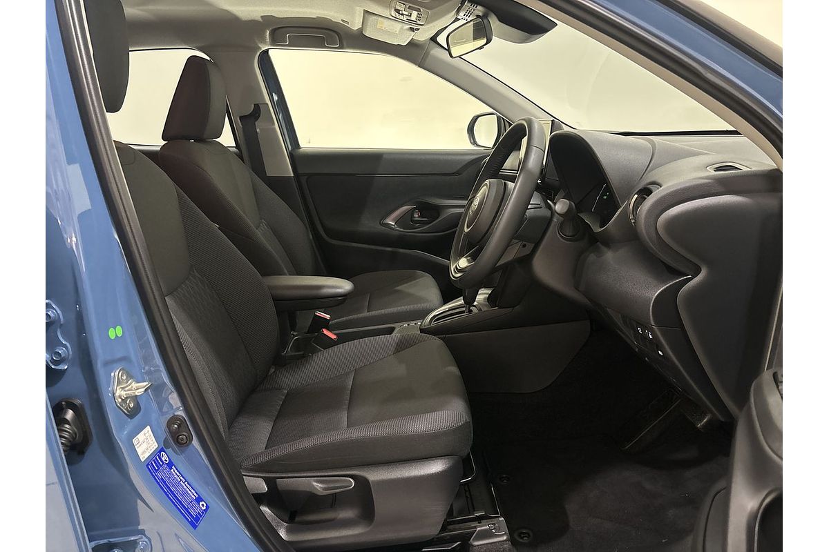 2024 Toyota Yaris Cross GXL MXPJ10R
