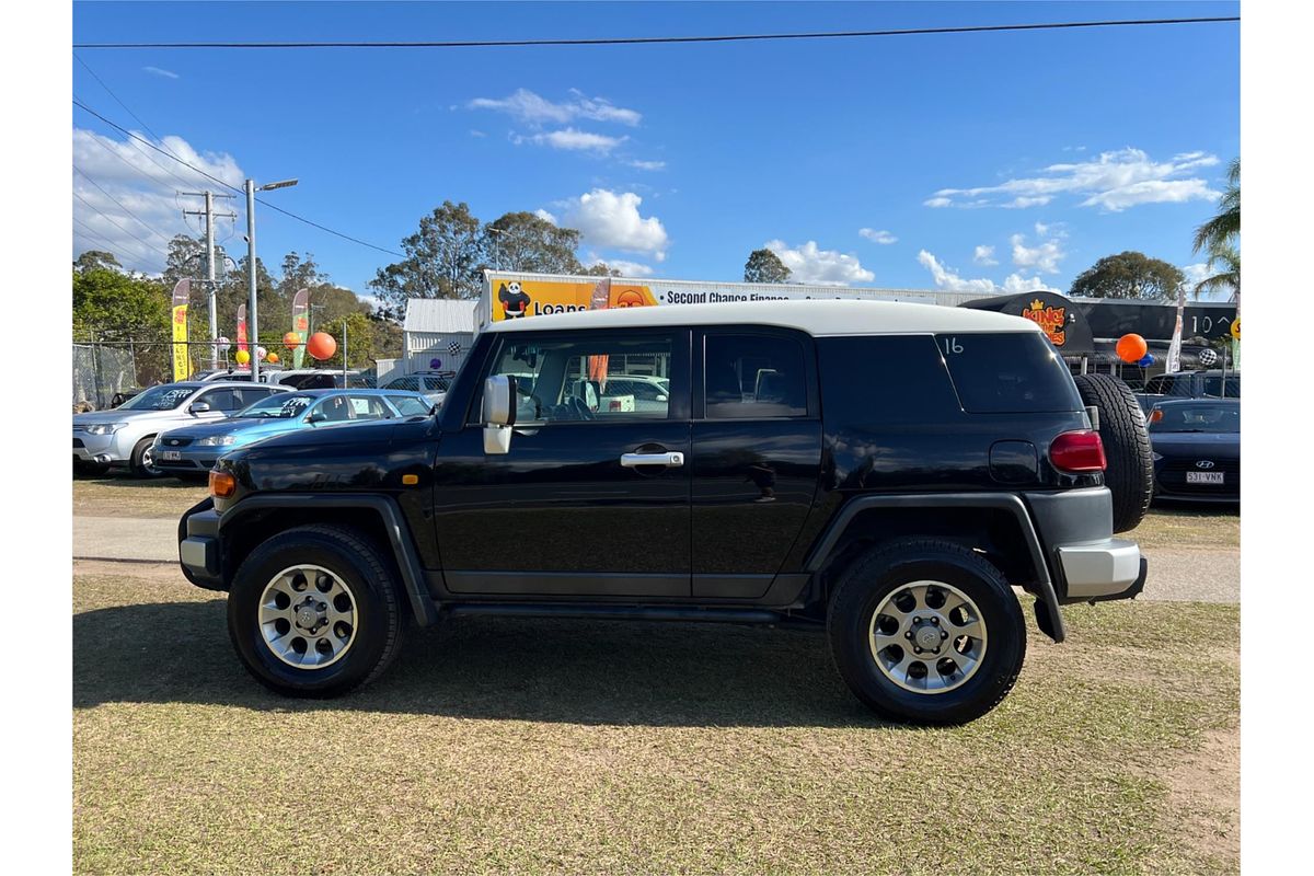 2012 Toyota FJ Cruiser GSJ15R