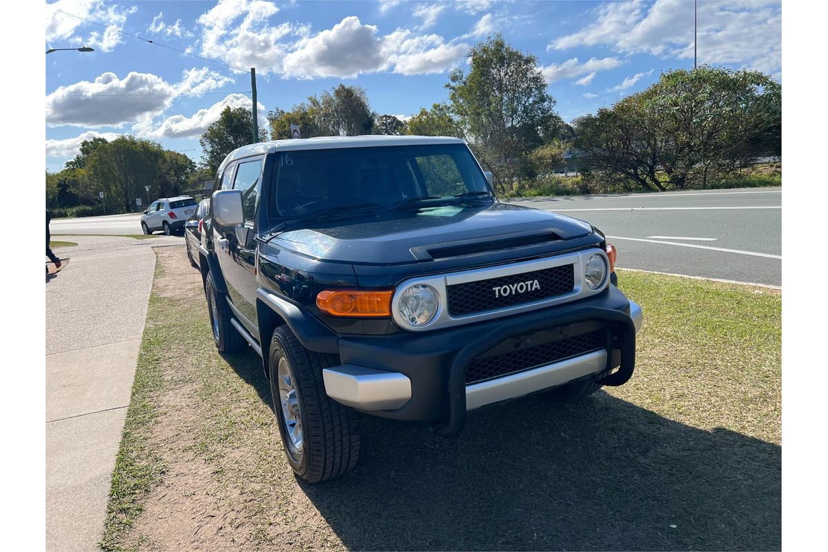 2012 Toyota FJ Cruiser GSJ15R