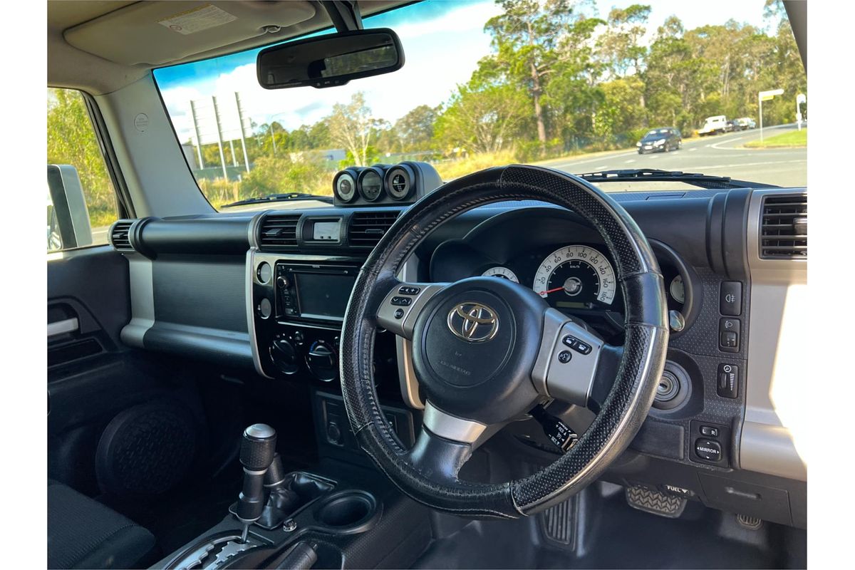 2012 Toyota FJ Cruiser GSJ15R