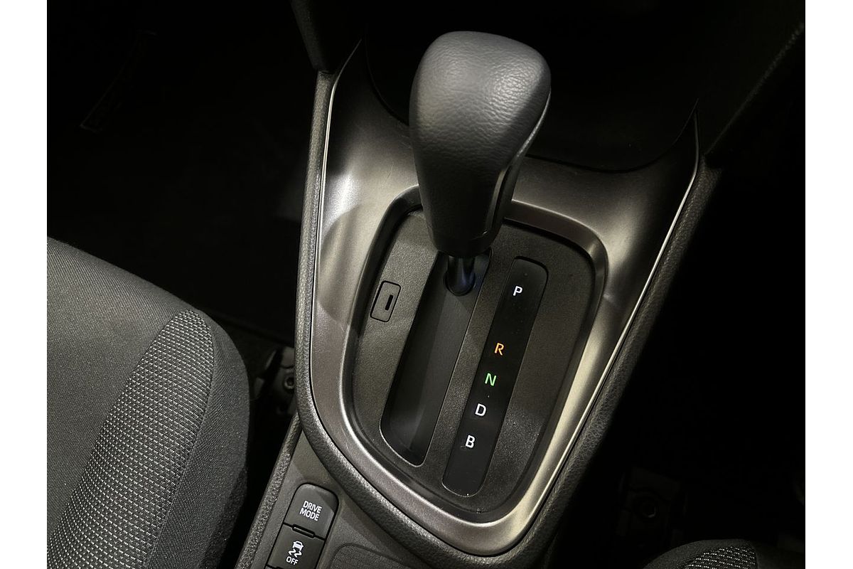 2024 Toyota Yaris Cross GXL MXPJ10R