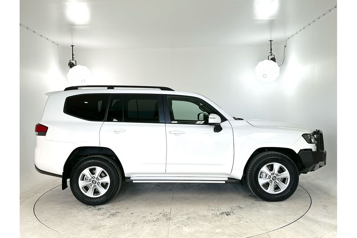2023 Toyota Landcruiser GXL FJA300R