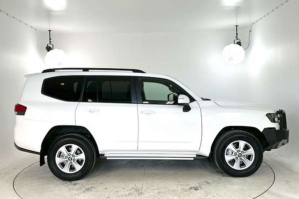 2023 Toyota Landcruiser GXL FJA300R