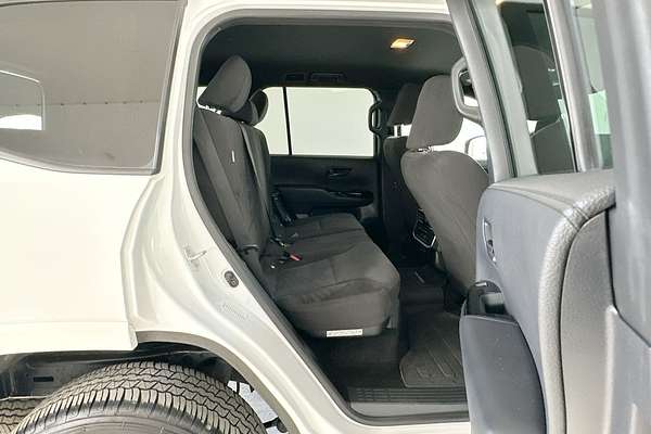 2023 Toyota Landcruiser GXL FJA300R