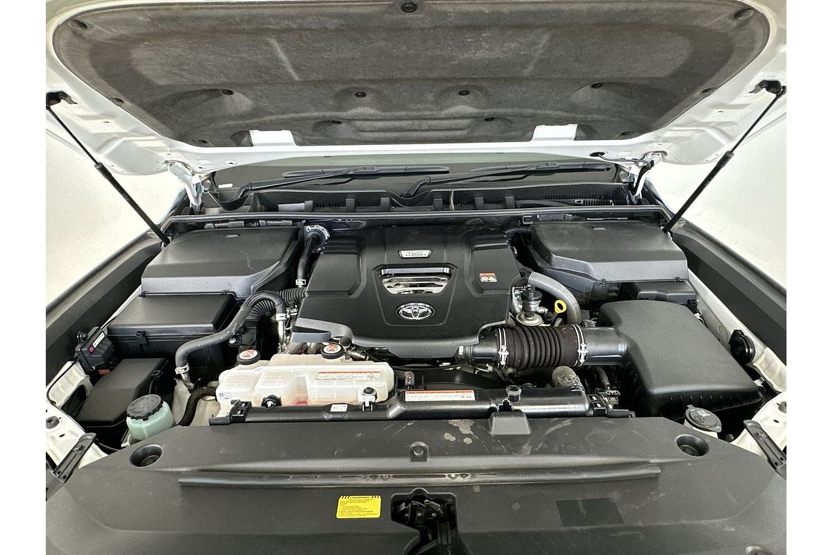 2023 Toyota Landcruiser GXL FJA300R