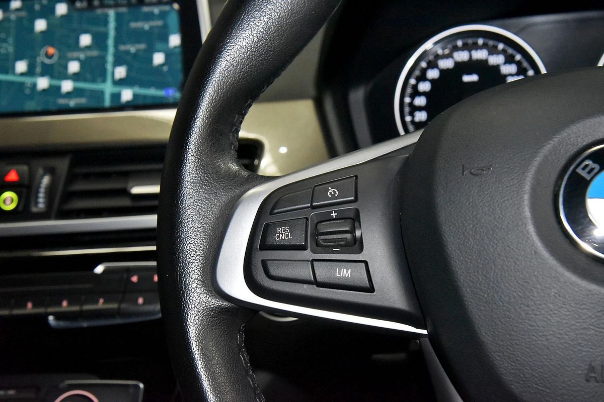 2019 BMW X1 sDrive18i F48 LCI