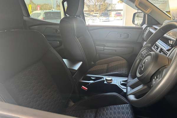 2024 Mitsubishi Triton GLX+ MV 4X4