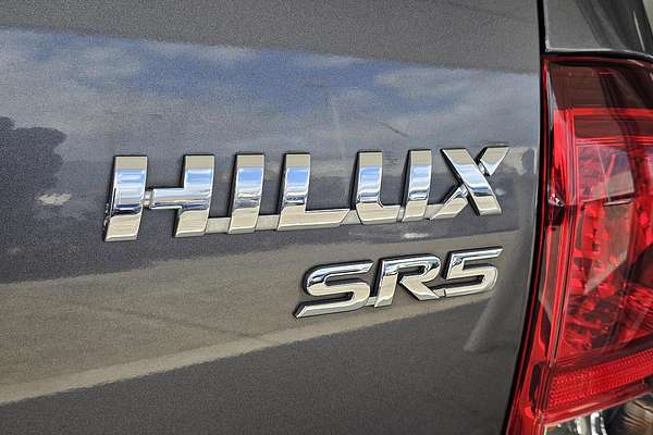2018 Toyota Hilux SR5 GUN126R 4X4